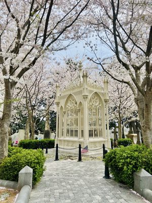 Hollywood Cemetery by null