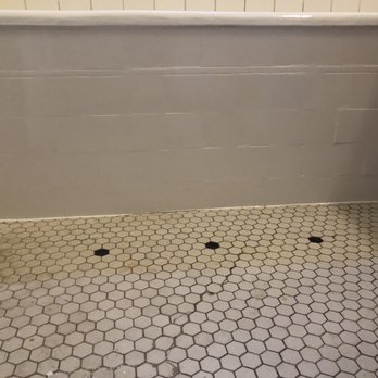 Standard Bathtub Reglazing - Outside edge of tub also resurfaced. - Refinishing Services Near Me - South Gate, California Standard Bathtub Reglazing - Outside edge of tub also resurfaced. - Refinishing Services Near Me - South Gate, California