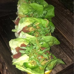 Aqualina Sushi Bar - Japanese tacos
