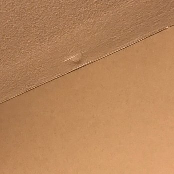 Don's Quality Painting & Remodeling - the corner of a room - Painters Near Me - McCullom Lake, Illinois Don's Quality Painting & Remodeling - the corner of a room - Painters Near Me - McCullom Lake, Illinois