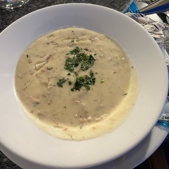 Delta King - Clam Chowder - Hotels Near Me - Sacramento, California