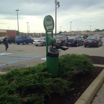 PetSmart - Poop area - Pet Stores Near Me - Indianapolis, Indiana