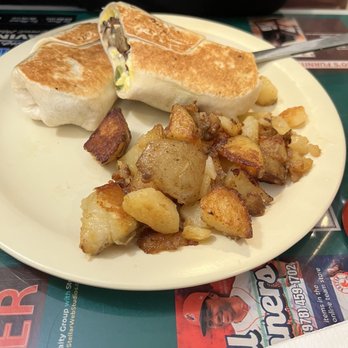 Owl Diner - Owl wrap - Diners Near Me - Lowell, Massachusetts