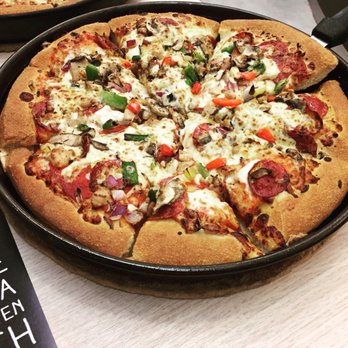 Pizza Hut - Chicken Supreme - Pizza Near Me - Braunschweig, NI