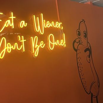 Short Leash Hotdogs & Taproom - Hot Dogs Near Me - Phoenix, Arizona Short Leash Hotdogs & Taproom - Hot Dogs Near Me - Phoenix, Arizona