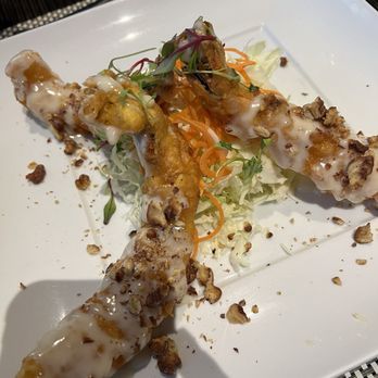 Jayde @ 16 - Honey Walnut Prawn - Asian Fusion Near Me - Henderson, Nevada Jayde @ 16 - Honey Walnut Prawn - Asian Fusion Near Me - Henderson, Nevada