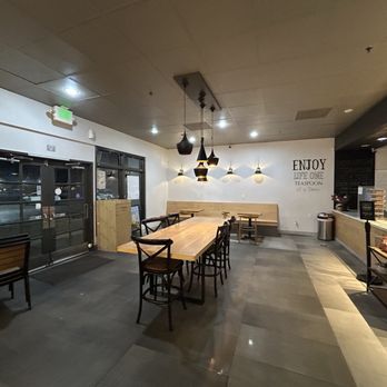 Teaspoon - Inside the store - Bubble Tea Near Me - San Ramon, California