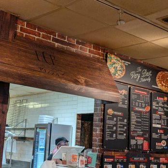 Upper Crust Pizza - inside - Pizza Near Me - Cathedral City, California Upper Crust Pizza - inside - Pizza Near Me - Cathedral City, California