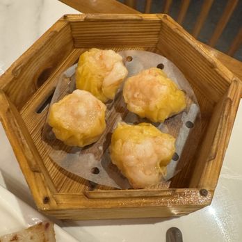Dimsum Garden - Shrimp Shumai (4) (Har Siu Mai) - Dim Sum Near Me - New York, New York Dimsum Garden - Shrimp Shumai (4) (Har Siu Mai) - Dim Sum Near Me - New York, New York