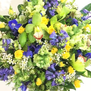 Queen Bee Flower Shop - Blue Hyacinth Lover - Florists Near Me - Vancouver, British Columbia Queen Bee Flower Shop - Blue Hyacinth Lover - Florists Near Me - Vancouver, British Columbia