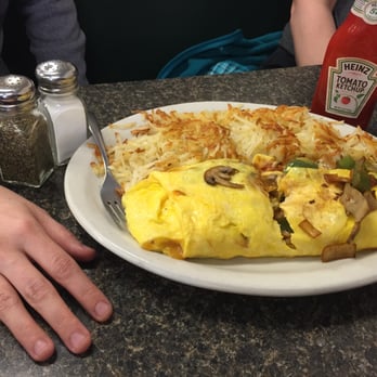Breakfast At Valerie's - The omelets were larger than an average-sized hand. - Breakfast & Brunch Near Me - Vancouver, Washington Breakfast At Valerie's - The omelets were larger than an average-sized hand. - Breakfast & Brunch Near Me - Vancouver, Washington