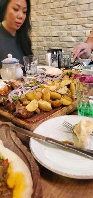 Restaurant Tiflisi by null