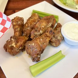 Garlic parm wings Garlic parm wings