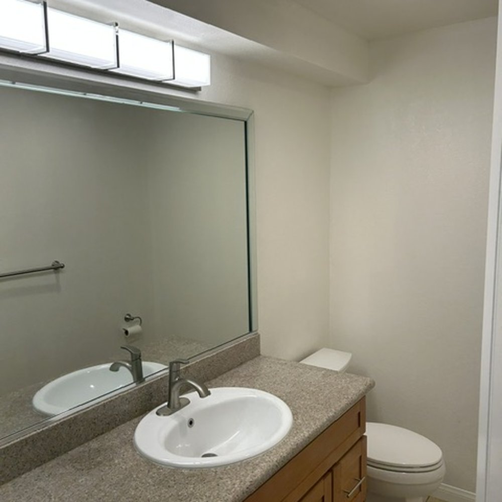 E B Contractors - New lighting fixture, newly painted bathroom - General Contractors Near Me - Los Angeles, California E B Contractors - New lighting fixture, newly painted bathroom - General Contractors Near Me - Los Angeles, California