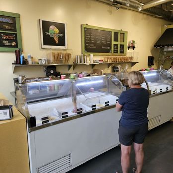 Inside Scoop Creamery - Denver - Ice cream case - Ice Cream & Frozen Yogurt Near Me - Denver, Colorado Inside Scoop Creamery - Denver - Ice cream case - Ice Cream & Frozen Yogurt Near Me - Denver, Colorado