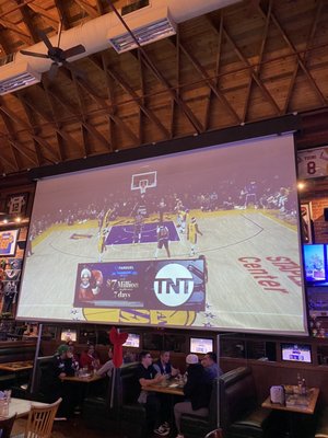 Legends Restaurant & Sports Bar by null