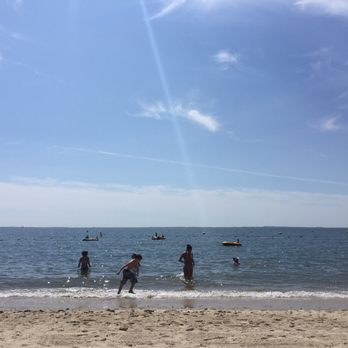 Soundview Beach - Salt and sea ;) New England style - Beaches Near Me - Old Lyme, Connecticut Soundview Beach - Salt and sea ;) New England style - Beaches Near Me - Old Lyme, Connecticut