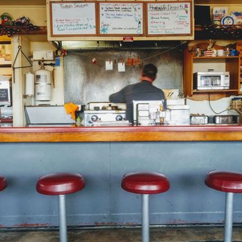M & M Cafe - Cafes Near Me - Monticello, Wisconsin