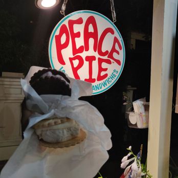 Peace Pie - Chocolate strawberry and triple vanilla. - Ice Cream & Frozen Yogurt Near Me - Cape May, New Jersey