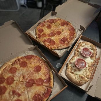 Blaze Pizza - Pizza Near Me - San Diego, California Blaze Pizza - Pizza Near Me - San Diego, California