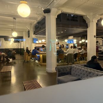 Pierre Pierre - Photo 2: Bar area - Steakhouses Near Me - Oakland, California