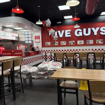Five Guys - nice interior - Burgers Near Me - Woodinville, Washington