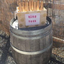 Thrall & Dodge Winery - Outdoor ring toss!