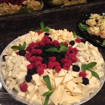 Nomchompa - Assorted cheese platter - Personal Chefs Near Me - Reno, Nevada Nomchompa - Assorted cheese platter - Personal Chefs Near Me - Reno, Nevada