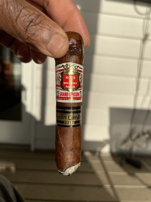 Shelly's Back Room by null