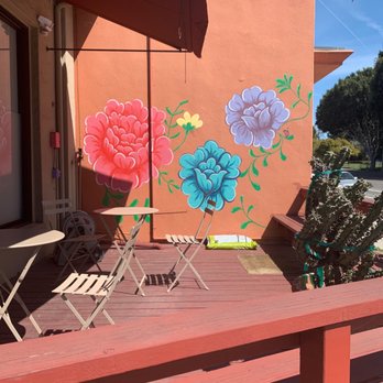 Salon Patine - Deck outside Salon Patine - Hair Salons Near Me - Santa Barbara, California Salon Patine - Deck outside Salon Patine - Hair Salons Near Me - Santa Barbara, California