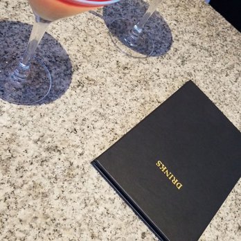 Earls Kitchen + Bar - Bellinis are amazing! - Canadian (New) Near Me - Woodbridge, Ontario