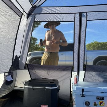 Big Pine Key RV Park - Hotels Near Me - Big Pine Key, Florida