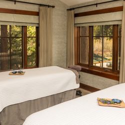 Couple's Massage