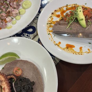 Holbox - Taco De Pulpo En Su Tinta - Latin American Near Me - Los Angeles, California