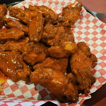 Abby's Legendary Pizza - Large Hot Wings $24.97 - Pizza Near Me - Gresham, Oregon Abby's Legendary Pizza - Large Hot Wings $24.97 - Pizza Near Me - Gresham, Oregon