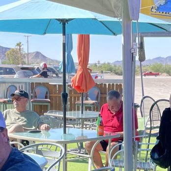 Beer Belly's - Bar area looking out towards desert - Wine Bars Near Me - Quartzsite, Arizona