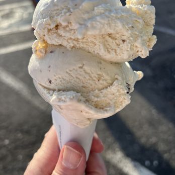 Baskin-Robbins - Ice Cream & Frozen Yogurt Near Me - Clarksville, Tennessee Baskin-Robbins - Ice Cream & Frozen Yogurt Near Me - Clarksville, Tennessee