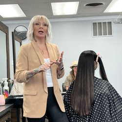 Arlo Scarlett Salon