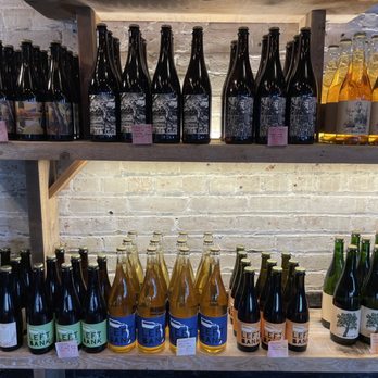 Left Bank Ciders - Nice display - Cideries Near Me - Catskill, New York Left Bank Ciders - Nice display - Cideries Near Me - Catskill, New York