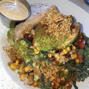 Hungry Crowd - New American Near Me - Los Angeles, California