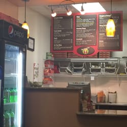 Fox's Pizza Den