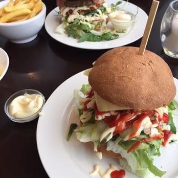 Jetties - Hamburgers - Burgers Near Me - Haarlem, New Hampshire
