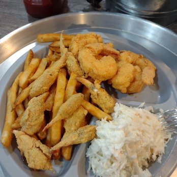 John Seafood - Shrimp and crab claws - Seafood Near Me - Pensacola, Florida John Seafood - Shrimp and crab claws - Seafood Near Me - Pensacola, Florida