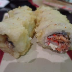 Omakase Japanese Cuisine - Philadelphia roll