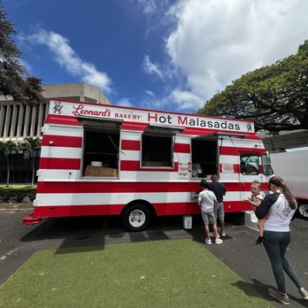 Leonard's Bakery - Food truck - Bakeries Near Me - Honolulu, Hawaii