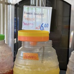 There delicious agua frescas
