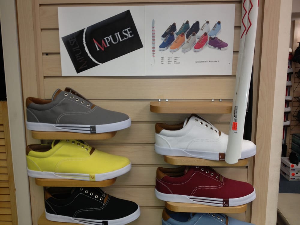 BIDA WIDE WIDTH SHOES 10 Photos Shoe Stores 1651 NE