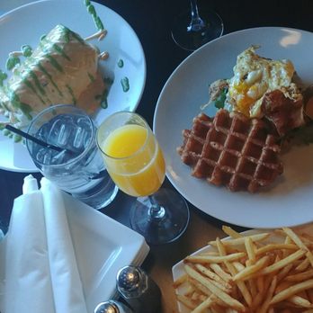 Eats and Crafts - Brunch at Eats and Crafts! Breakfast burrito and waffle burger, yum! - Bars Near Me - Troy, Michigan