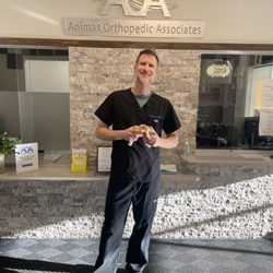 Brian Butzen MD - Animas Orthopedic Associates - Brian Butzen MD - Durango Orthopedic Surgeon at his office front desk