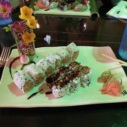 Sushi lunch - spicy salmon roll and eel cucumber roll